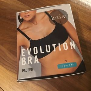 NWT Knix evolution bra - padded - size 2